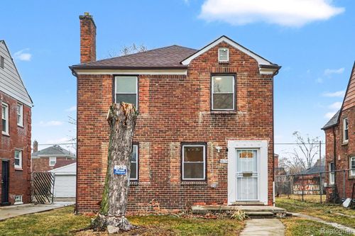 16814 Strathmoor St, Detroit, MI, 48235-4071 | Card Image