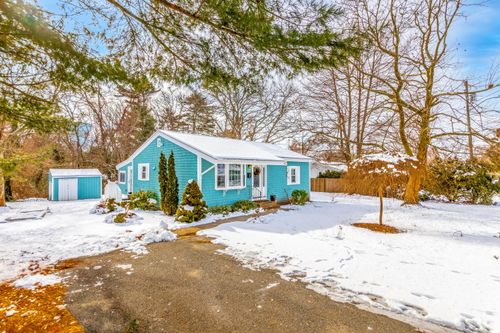 58 Maple Street, Buzzards Bay, MA, 02532 | Card Image