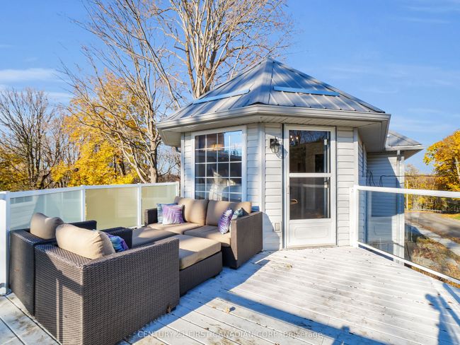 379 Front St, House other with 3 bedrooms, 4 bathrooms and 3 parking in Port Stanley ON | Image 23