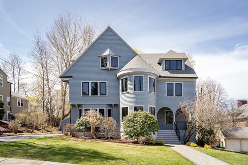 55 Hillside Ave, Newton, MA, 02465-2543 | Card Image