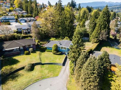 3090 Lazy A St, House other with 3 bedrooms, 2 bathrooms and 6 parking in Coquitlam BC | Image 3