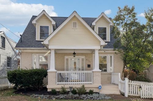 2507 Sunset Pl, Nashville, TN, 37212-4813 | Card Image