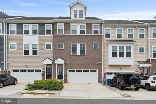 3034 Declan Way, FALLS CHURCH, VA, 22044-3327 | Card Image