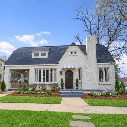 2009 9th St, Tuscaloosa, AL, 35401-2391 | Card Image