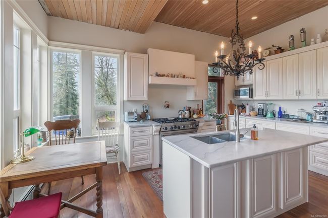 2300 East Wellington Rd, House other with 4 bedrooms, 5 bathrooms and 30 parking in Nanaimo BC | Image 62
