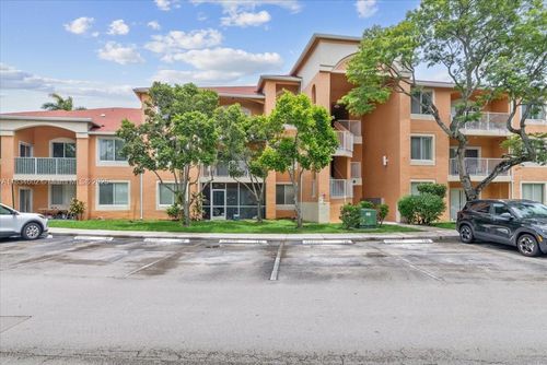 apt-c105-6952 Sw 39th St, Davie, FL, 33314-2445 | Card Image