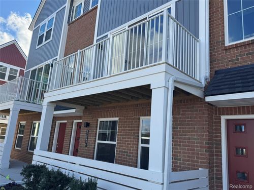 56054 Madison Ln, New Hudson, MI, 48165-4500 | Card Image