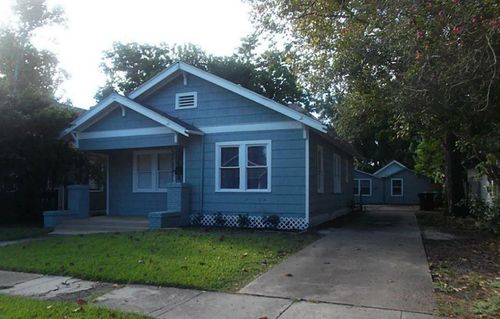 720 E 12th St, Houston, TX, 77008-7124 | Card Image