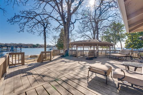 113 Crestwood Cir, Enchanted Oaks, TX, 75156-9008 | Card Image