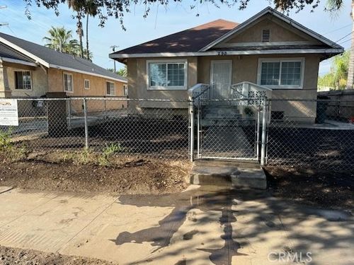 290 W 11th St, San Bernardino, CA, 92410-3608 | Card Image