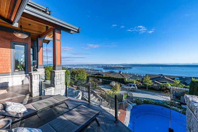 2409 Halston Crt, House other with 5 bedrooms, 6 bathrooms and 3 parking in West Vancouver BC | Image 30