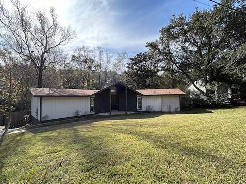 7671 Creekwood Dr, Mobile, AL, 36695-4063 | Card Image