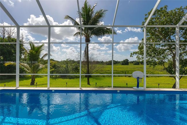 15500 Sw 34 Th Ct, House other with 5 bedrooms, 4 bathrooms and null parking in Davie FL | Image 38