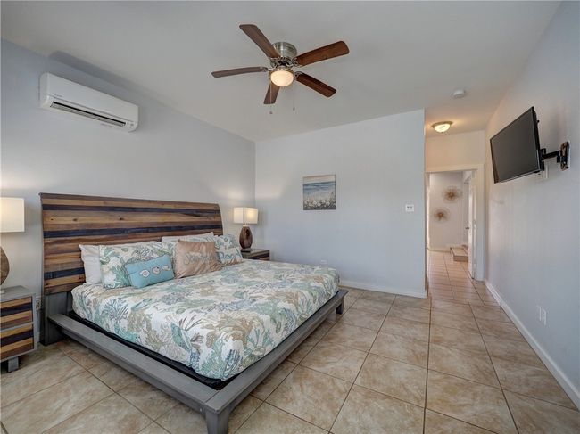 514 Royal Palm Dr, House other with 3 bedrooms, 3 bathrooms and 4 parking in Port Aransas TX | Image 7