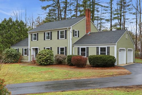 165 Townsend St, Pepperell, MA, 01463-1245 | Card Image