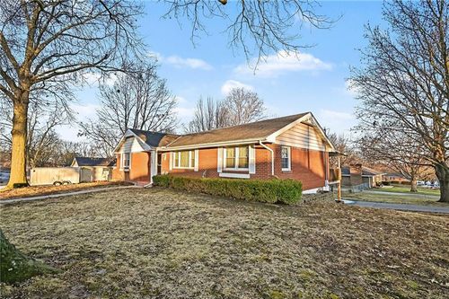 112 Helen St, Excelsior Springs, MO, 64024-1108 | Card Image