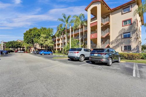 403c-901 Sw 138th Ave, Pembroke Pines, FL, 33027-7437 | Card Image