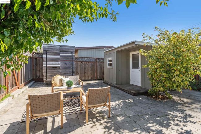 1040 Camelia St, House other with 2 bedrooms, 1 bathrooms and null parking in Berkeley CA | Image 39
