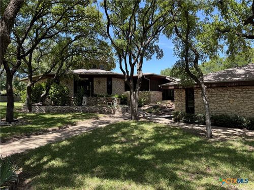 201 Dodds Creek Dr, Gatesville, TX, 76528-1016 | Card Image