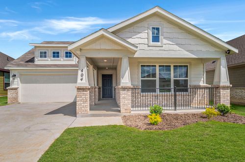 404 Rose Ave, Cleburne, TX, 76033-7386 | Card Image