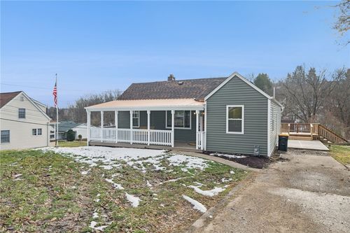 733 Fellsburg Rd, Rostraver Township, PA, 15012-4744 | Card Image