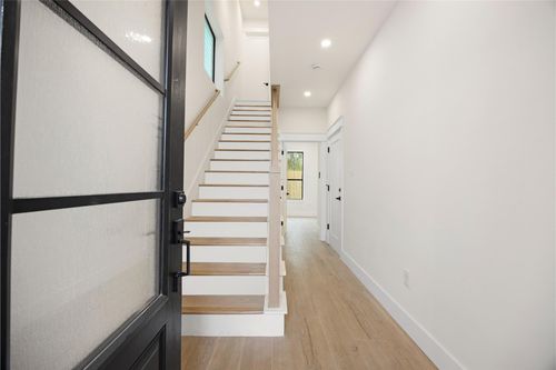 6328 Sidney St, Houston, TX, 77021-2768 | Card Image