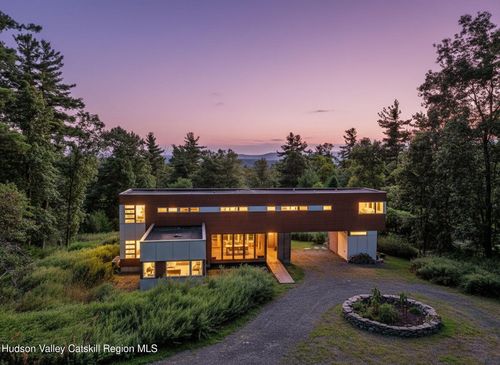 53 Freeman Avery Rd, Olivebridge, NY, 12461-5004 | Card Image