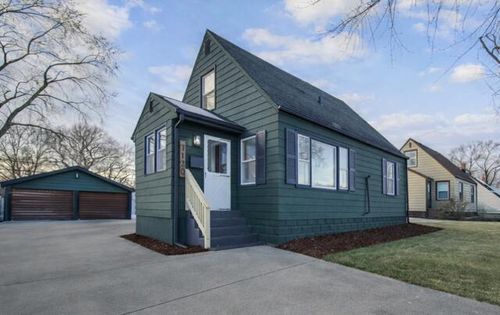 7120 Montana Ave, Hammond, IN, 46323-2856 | Card Image