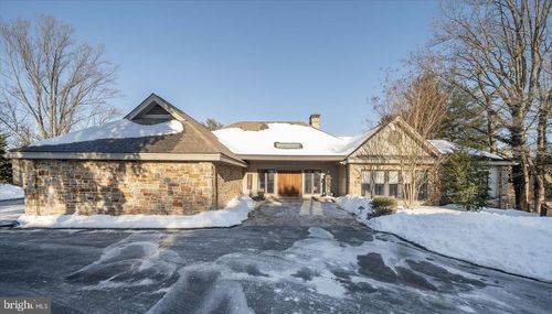 12 Brendle Ln, Greenville, DE, 19807-1300 | Card Image