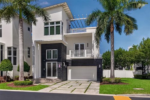3460 Nw 84th Ave, Doral, FL, 33122-1099 | Card Image