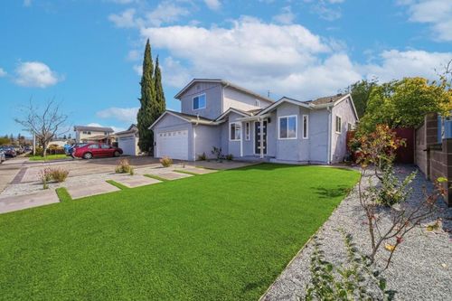 1952 Eisenhower Dr, Santa Clara, CA, 95054-1621 | Card Image