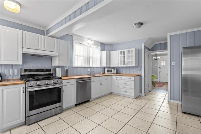903 School St, House other with 3 bedrooms, 2 bathrooms and 2 parking in Patterson Hts PA | Image 15