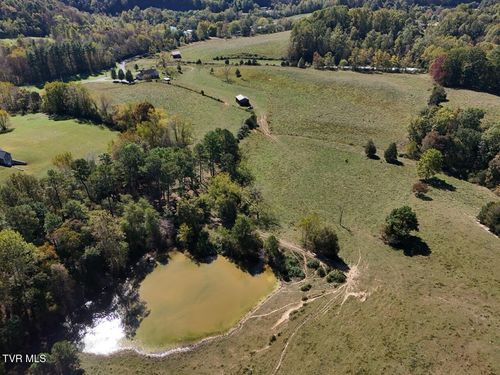 59.3 Ac 3rd St, Bristol, TN, 37620-2365 | Card Image