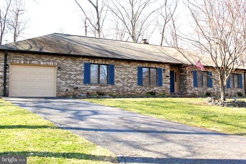 4511 Sudley Rd, Gainesville, VA, 20155-1004 | Card Image