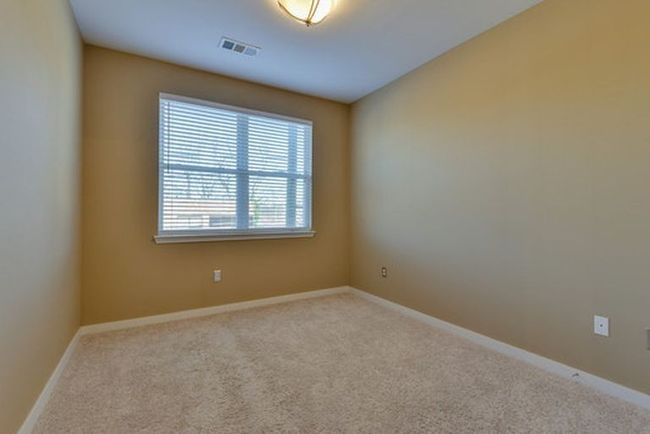 APT-318 - 3000 Vanderbilt Pl, Condo with 2 bedrooms, 2 bathrooms and 2 parking in Nashville TN | Image 11