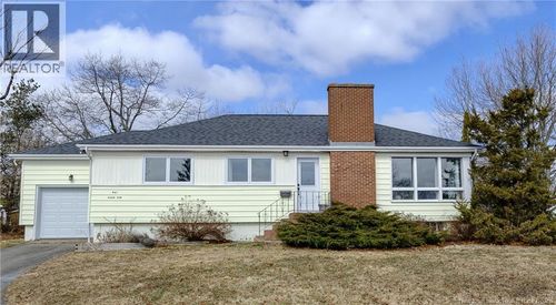 461 Ridge Row, Saint John, NB, E2M4A3 | Card Image