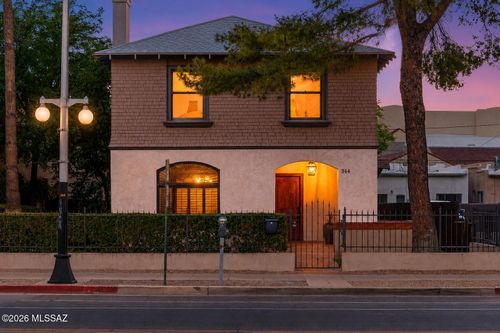 344 S 6th Ave, Tucson, AZ, 85701-2111 | Card Image