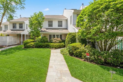 apt-5-520 Hampton Rd, Southampton, NY, 11968-3021 | Card Image