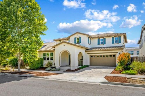 9850 Bobcat Ct, Gilroy, CA, 95020-9365 | Card Image