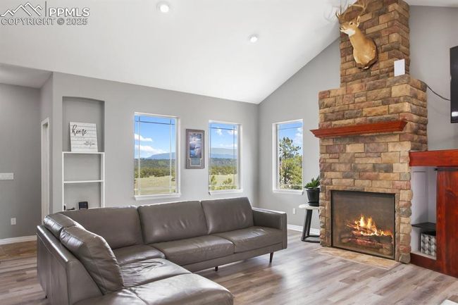 2413 County Rd 403, House other with 4 bedrooms, 3 bathrooms and 3 parking in Florissant CO | Image 8