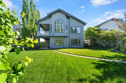 138 Gleneagles View, Cochrane, AB, T4C1W1 | Card Image