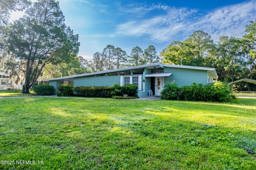 822 W Pratt St, Starke, FL, 32091-3039 | Card Image