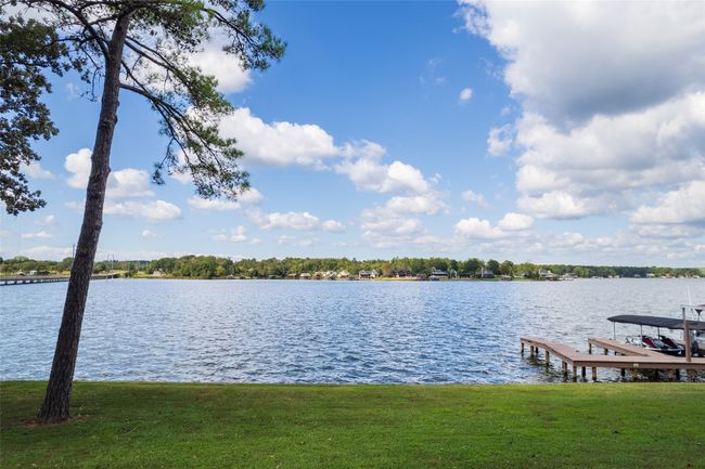 108 E Barker Creek Dr, House other with 3 bedrooms, 2 bathrooms and null parking in Scroggins TX | Image 26