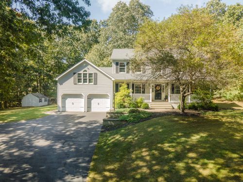 41 Deanna Dr, Griswold, CT, 06351-1241 | Card Image