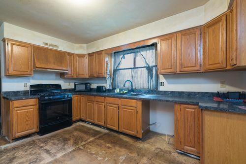 990 Centennial Ave, Ypsilanti, MI, 48198-4237 | Card Image