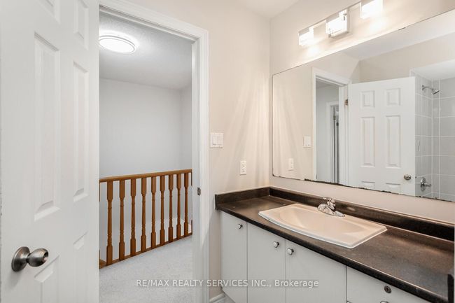 7 Mclaughlin Ave, House attached with 3 bedrooms, 3 bathrooms and 2 parking in Milton ON | Image 28