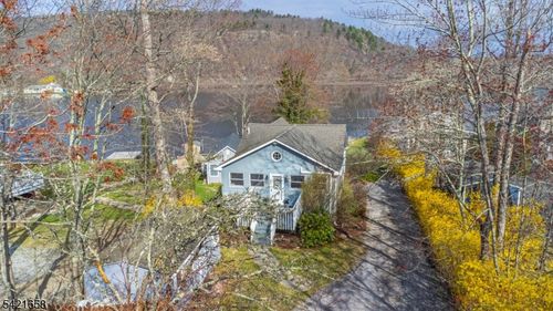 46 Myrtle Ave, Branchville, NJ, 07826-4088 | Card Image