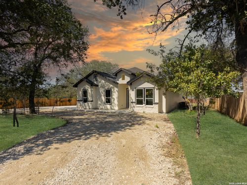4811 Blue Beech Dr, Elmendorf, TX, 78112-5663 | Card Image