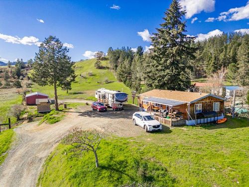 1682 Ne Riverside Dr, Myrtle Creek, OR, 97457 | Card Image