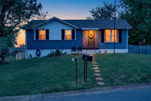 1593 Boxcroft Ct, Clarksville, TN, 37042-5307 | Card Image